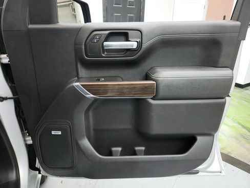 Used 2020 Chevrolet Silverado 1500 RST AWD/4WD image 25