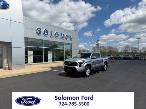 Used 2025 Toyota Tacoma SR5 AWD/4WD image 1