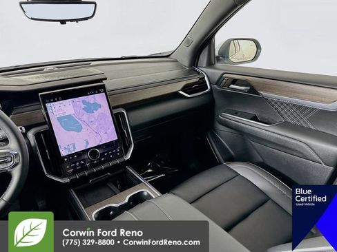 Used 2024 GMC Acadia Denali w/ Super Cruise Package image 28