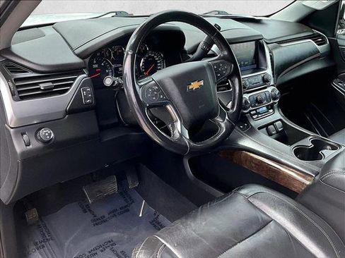 Used 2020 Chevrolet Suburban LT image 13