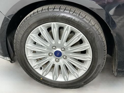 Used 2016 Ford Fusion Energi SE FWD image 32