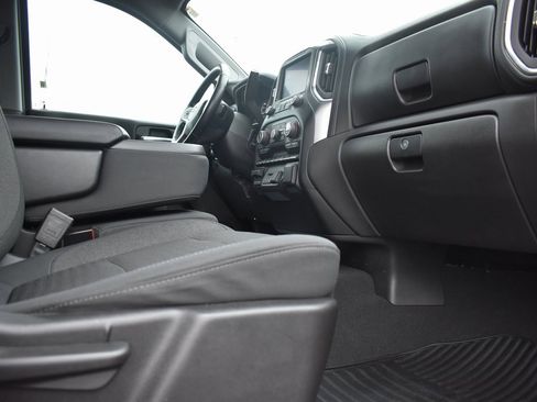 Used 2021 Chevrolet Silverado 1500 LT w/ Z71 Off-Road Package image 10