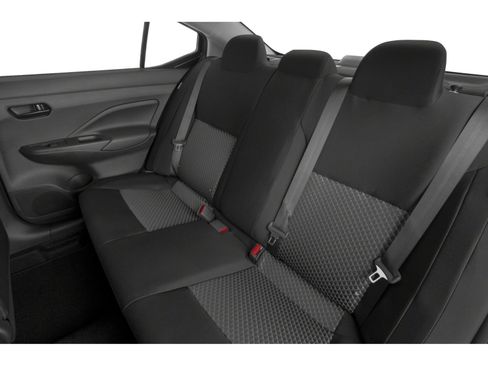 Used 2021 Nissan Versa SV FWD image 8