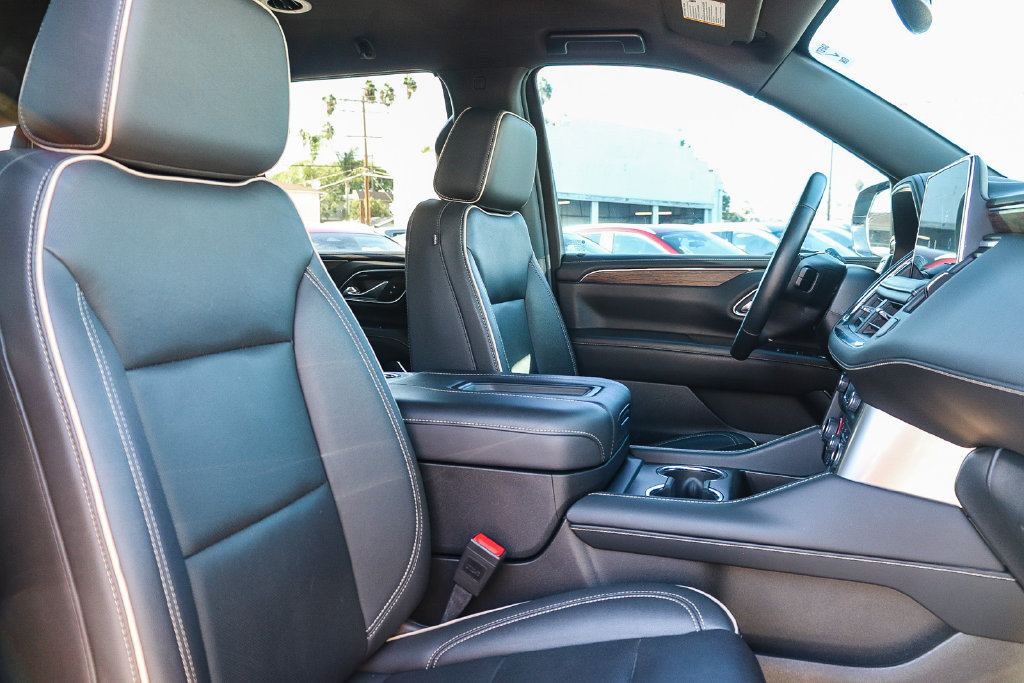 Used 2024 Chevrolet Tahoe Premier RWD image 16