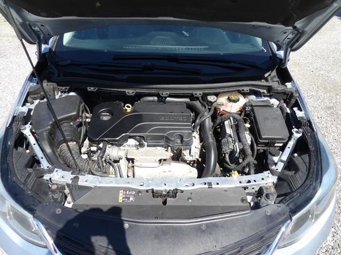 Used 2018 Chevrolet Cruze LS FWD image 19
