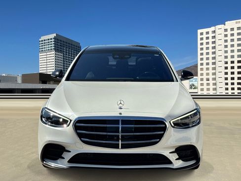 Used 2022 Mercedes-Benz S 500 4MATIC image 2
