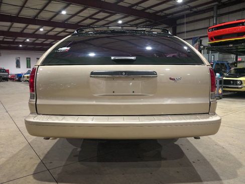 Used 1996 Chevrolet Caprice Classic image 7