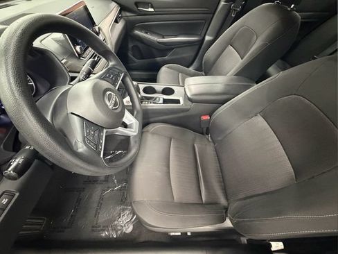 Certified 2025 Nissan Altima 2.5 SV FWD image 14