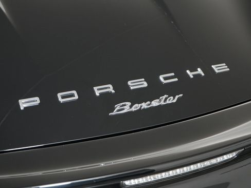 Used 2015 Porsche Boxster image 19