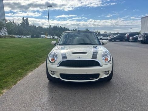 Used 2010 MINI Cooper John Cooper Works FWD image 3