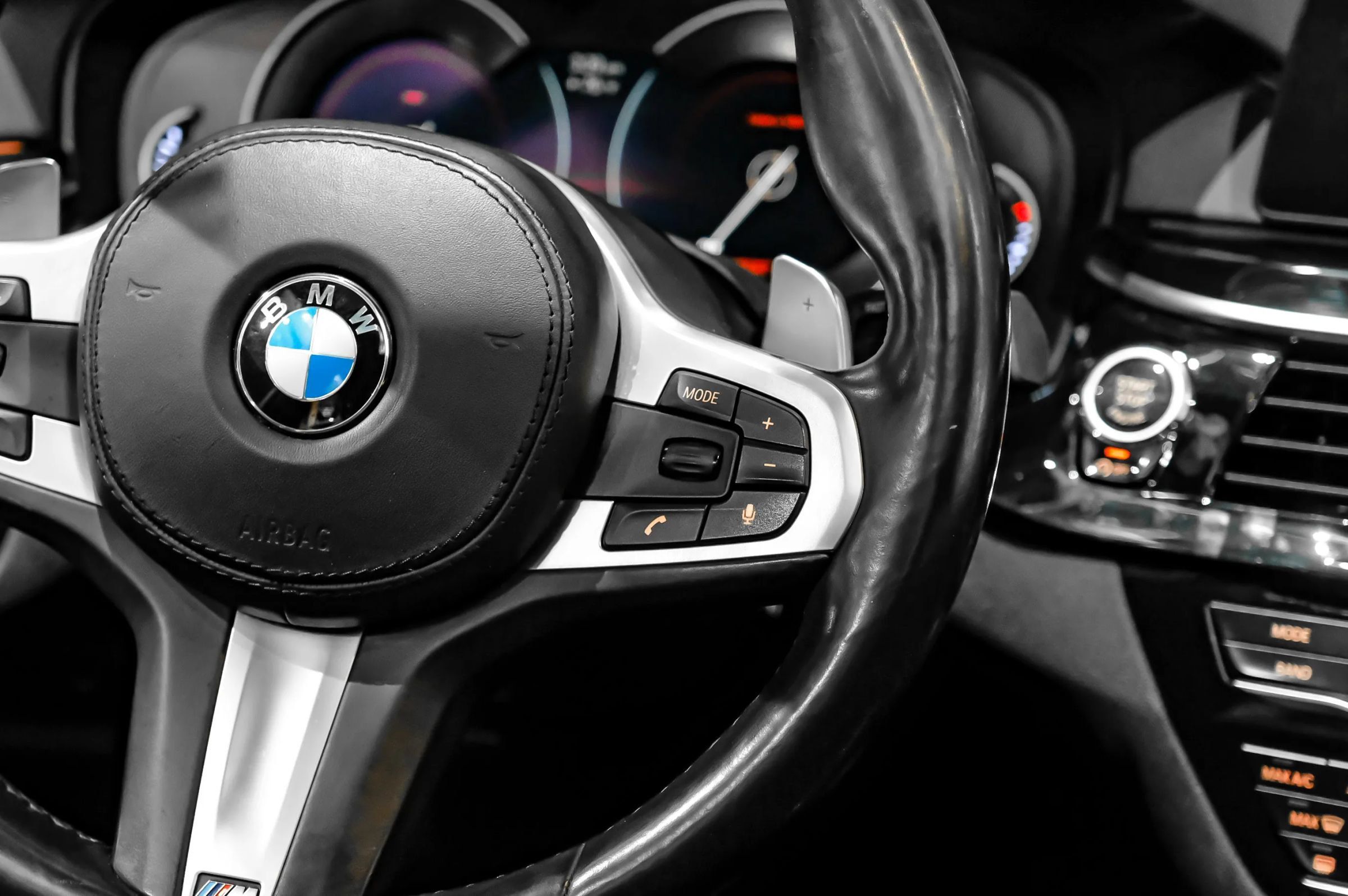 Used 2017 BMW 540i RWD image 17