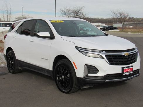 Used 2022 Chevrolet Equinox LT image 4
