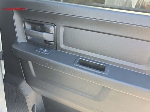 Used 2022 RAM 2500 Tradesman w/ Chrome Appearance Group image 19