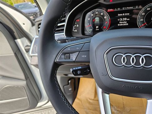 New 2025 Audi Q7 3.0T Premium Plus image 11