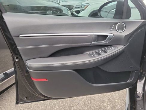 Used 2023 Hyundai Sonata Limited FWD image 18