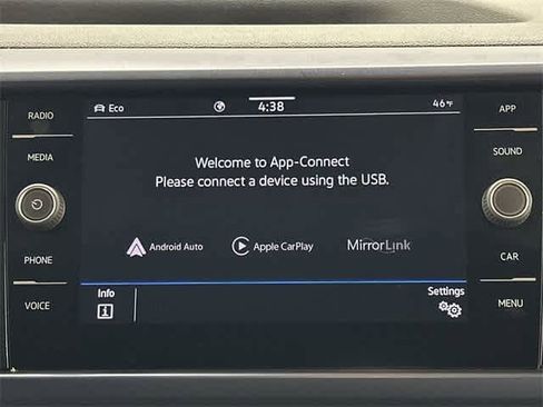 Certified 2022 Volkswagen Taos SE image 13