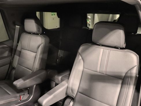 Used 2022 Chevrolet Tahoe RST w/ Sport Performance Package AWD/4WD image 19