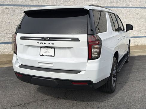 Used 2023 Chevrolet Tahoe Z71 w/ Luxury Package image 7