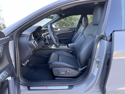 Used 2025 Audi RS 7 Performance image 11