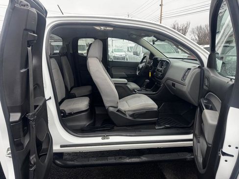 Used 2016 GMC Canyon W/T RWD image 12