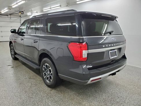 Used 2024 Ford Expedition Max XLT image 6