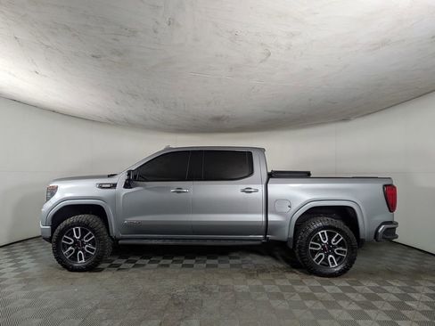 Used 2024 GMC Sierra 1500 AT4 w/ Technology Package AWD/4WD image 3