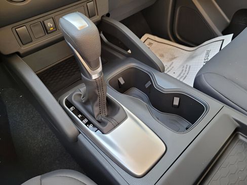 New 2026 Nissan Frontier S image 18