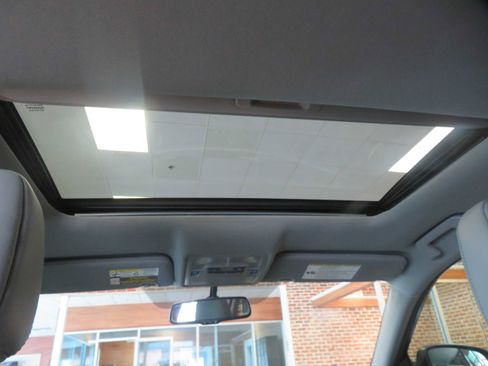 Used 2016 Toyota Highlander XLE FWD image 54