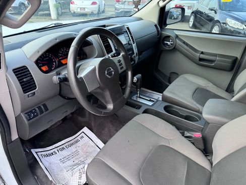 Used 2013 Nissan Xterra S w/ Value Package image 32