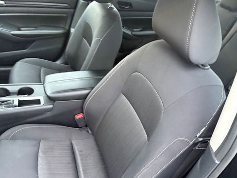Certified 2025 Nissan Altima 2.5 SV FWD image 32