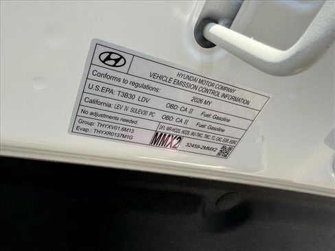 New 2026 Hyundai Santa Fe SE FWD image 17