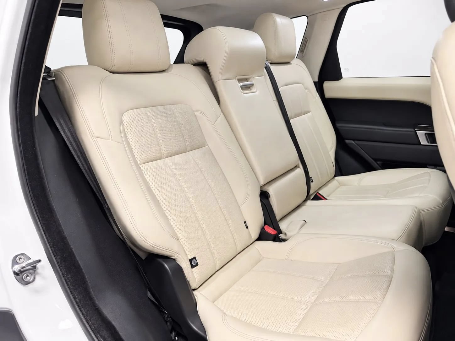 Used 2018 Land Rover Range Rover Sport Supercharged AWD/4WD image 23