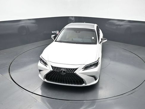 Used 2025 Lexus ES 350 Ultra Luxury w/ Accessory Package (Z1) FWD image 18