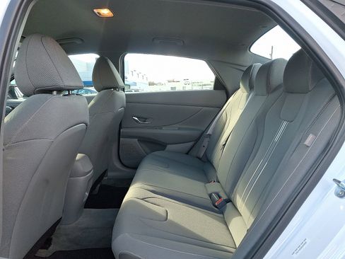 Certified 2025 Hyundai Elantra Sport image 10