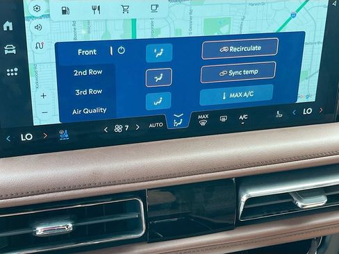 Used 2025 Lincoln Aviator Reserve w/ Equipment Group 201A AWD/4WD image 16
