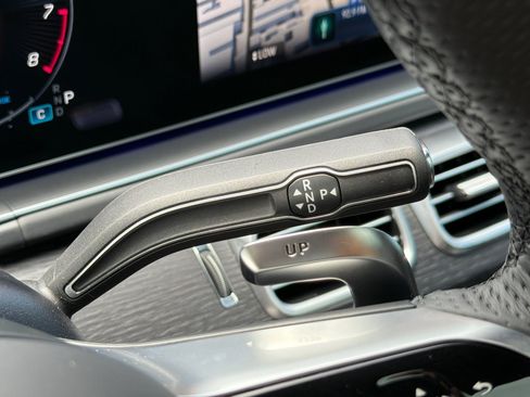 New 2026 Mercedes-Benz GLS 63 AMG 4MATIC image 21