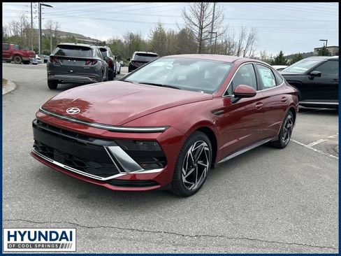 New 2026 Hyundai Sonata SEL FWD image 3