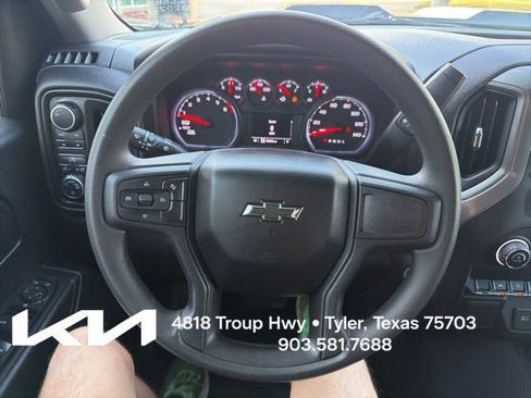 Used 2022 Chevrolet Silverado 1500 Custom Trail Boss AWD/4WD image 18