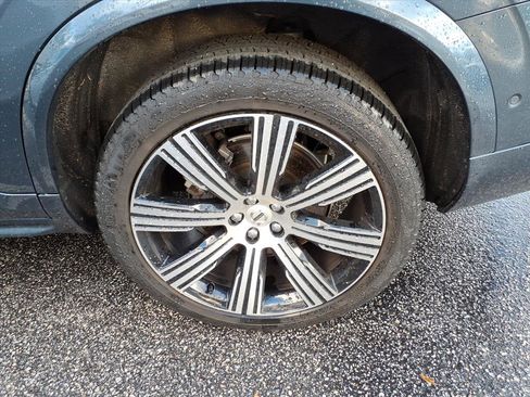 Used 2024 Volvo XC90 B5 Plus AWD/4WD image 13