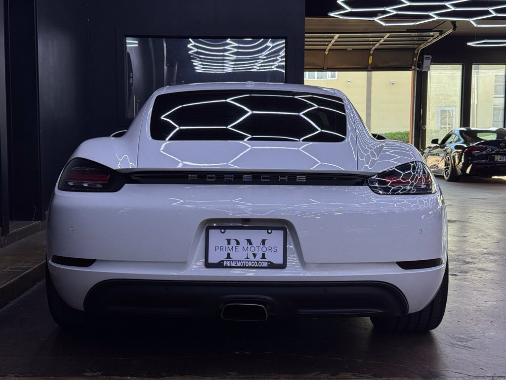 Used 2018 Porsche 718 Cayman RWD image 25