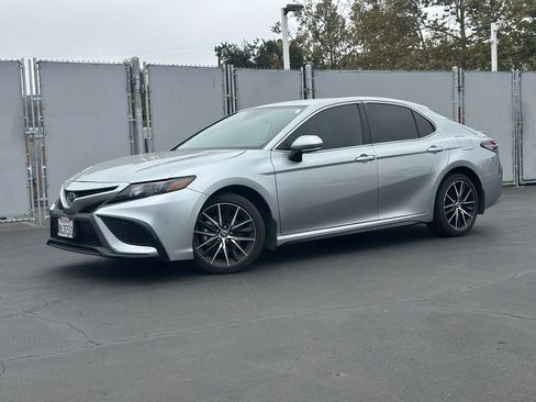 Used 2024 Toyota Camry SE w/ Blackout Package (TMS) FWD image 1