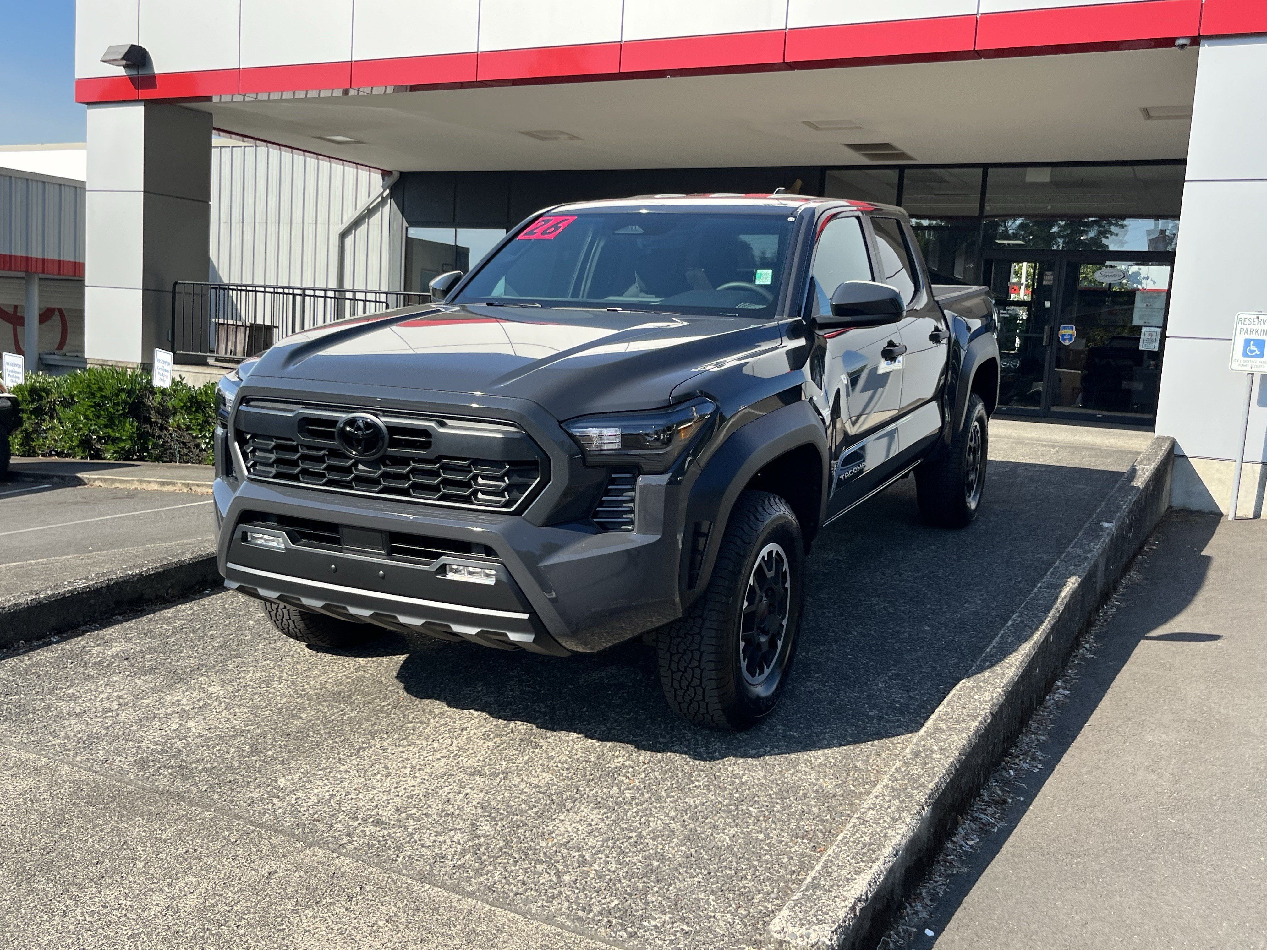 Certified 2026 Toyota Tacoma TRD Off-Road AWD/4WD image 3