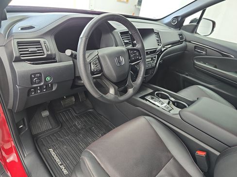 Used 2024 Honda Ridgeline Black Edition image 15