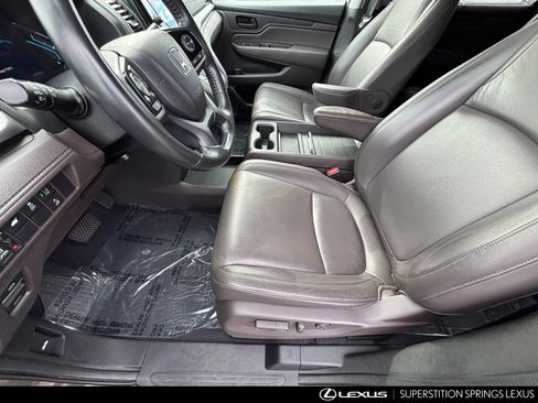 Used 2018 Honda Odyssey EX-L image 19