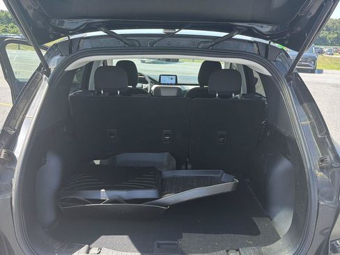 Used 2022 Ford Escape SE FWD image 16