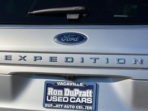 Certified 2022 Ford Expedition Max XLT image 30