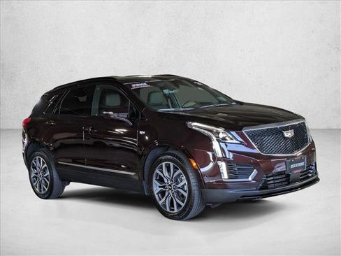 Used 2021 Cadillac XT5 Sportv w/ Platinum Package image 3