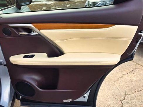 Used 2018 Lexus RX 350 FWD w/ Premium Package image 32