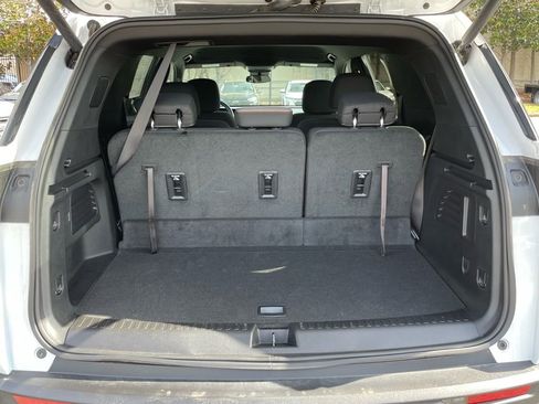 New 2026 Chevrolet Traverse LT image 7