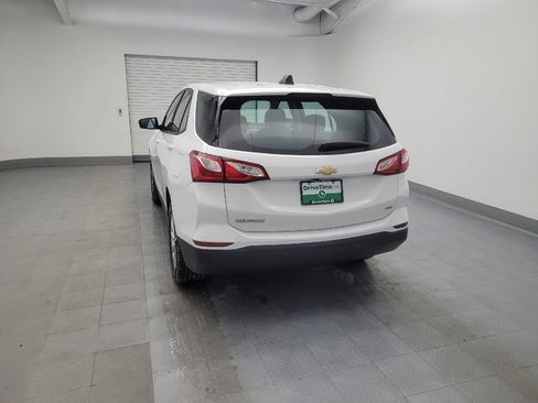 Used 2019 Chevrolet Equinox LS image 6